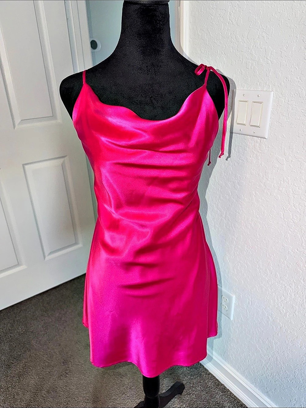 Cowl Neck Satin Mini Dress in Pink Size Small Like New